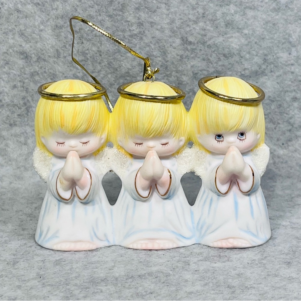 Hallmark Angel Girls Praying Christmas Ceramic Ornament Holiday Christmas